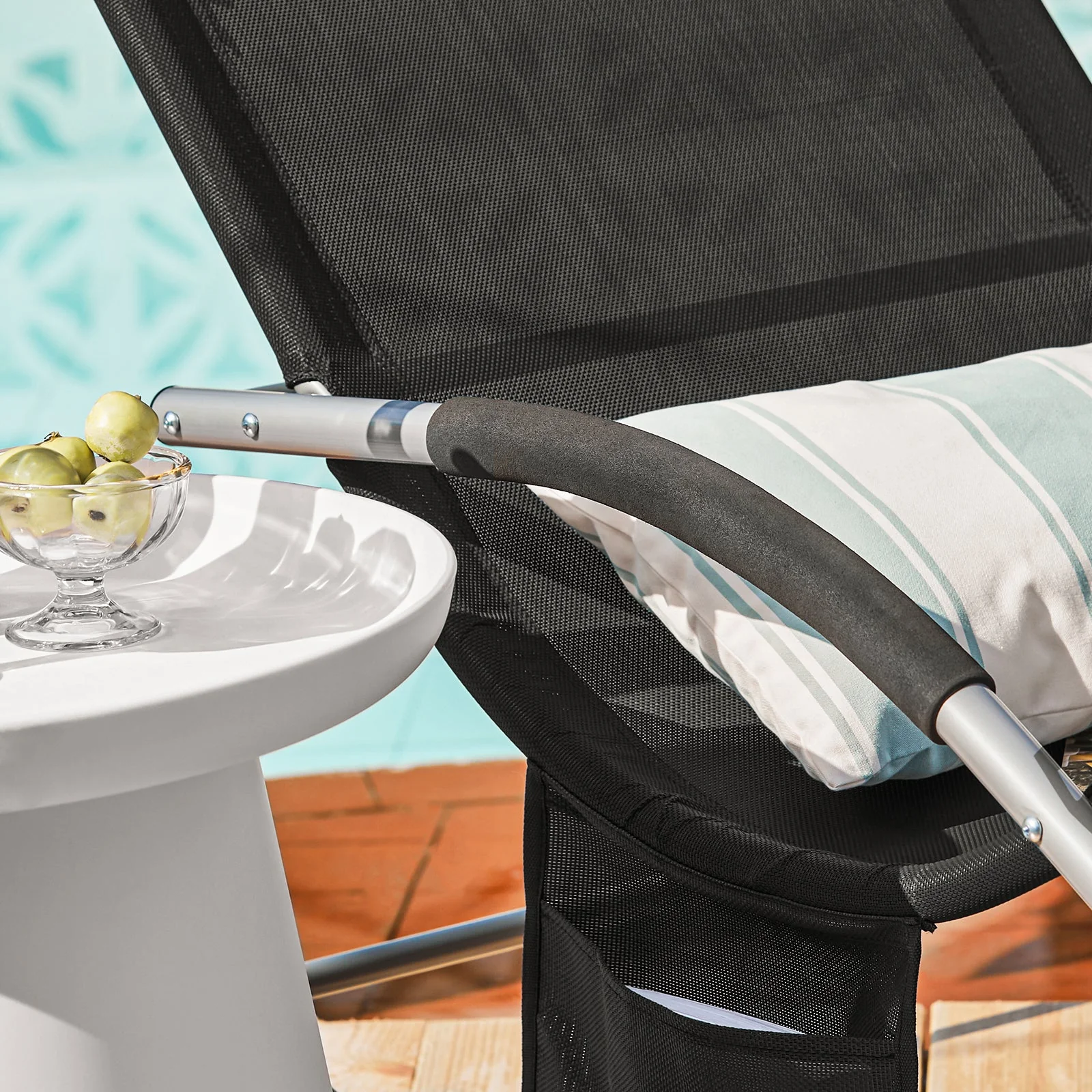 SoBuy OGS28-SCHx2 | Set van 2 | Ligstoel | Tuinstoel | Swingstoel | Schommelstoel | Ergonomische | met Verstelbare Hoofdsteun en Zijzak | Zwart - Image 6