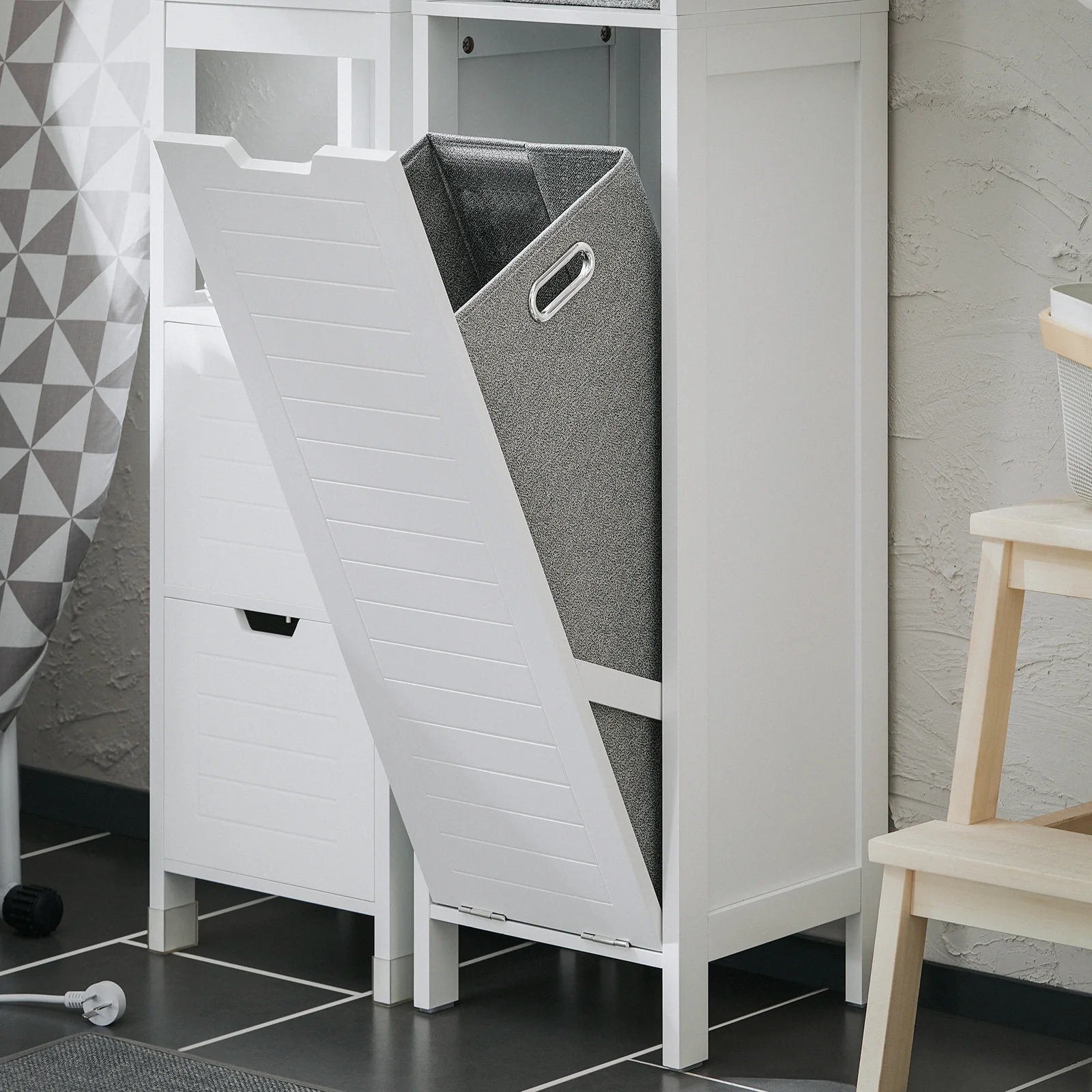 SoBuy BZR123-W Badkamer Kolomkast, Badkamerkast, Hoge Kast, Staande Kolomkast, Opbergkast Opbergplank met 2 Planken en 1 Wasmand - Image 10