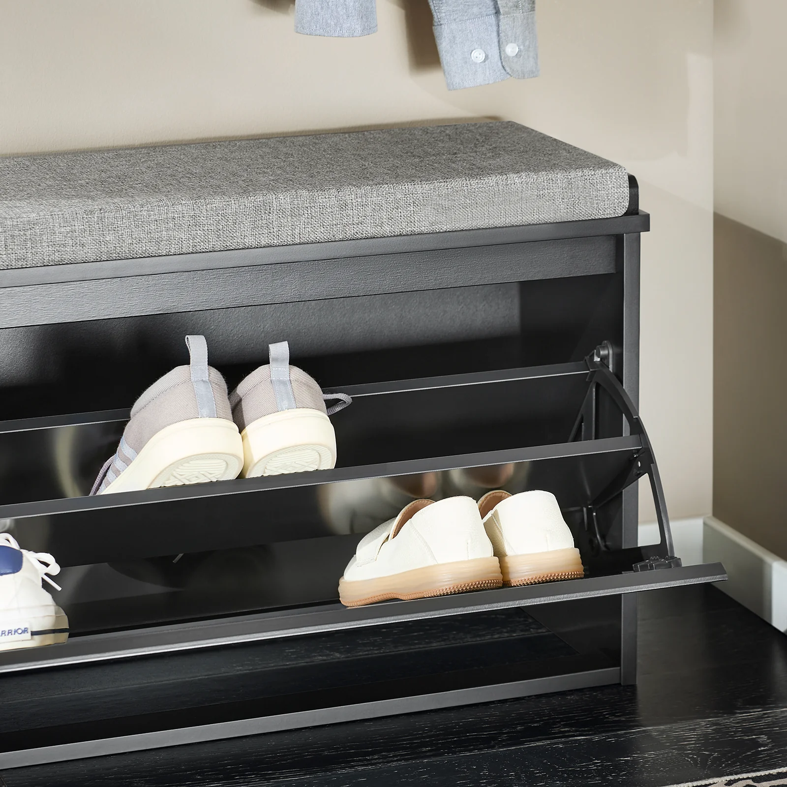 SoBuy FSR98-L-SCH Schoenenbank met Kussen en Opbergruimte – Zwarte Schoenenkast met Klep, 80x26x45 cm, Belastbaar tot 155 kg - Image 7